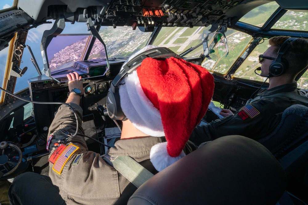 Yokota Airmen conduct LCLA airdrop over Federated States of Micronesia during OCD 2022