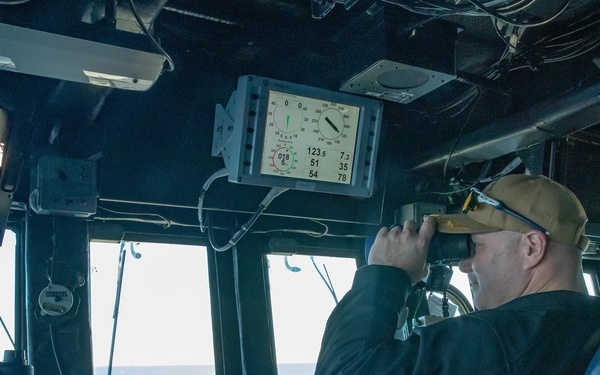 USS Truxtun (DDG 103) Departs Toulon, France