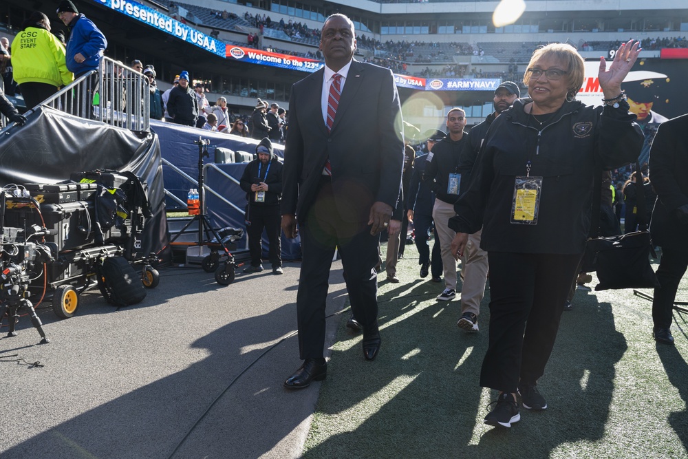 SECDEF Attends Annual Army-Navy Game