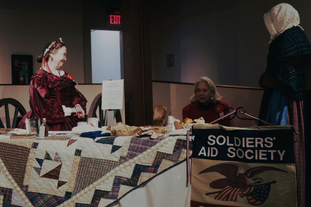 Illinois State Military Museum's Christmas at the Front