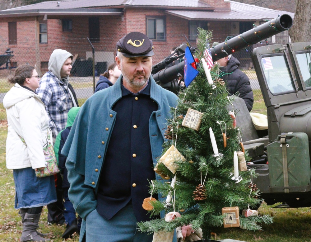 Illinois State Military Museum's Christmas at the Front