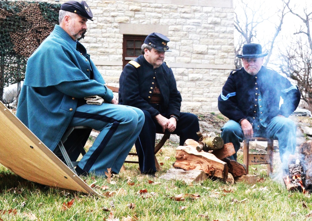 Illinois State Military Museum's Christmas at the Front