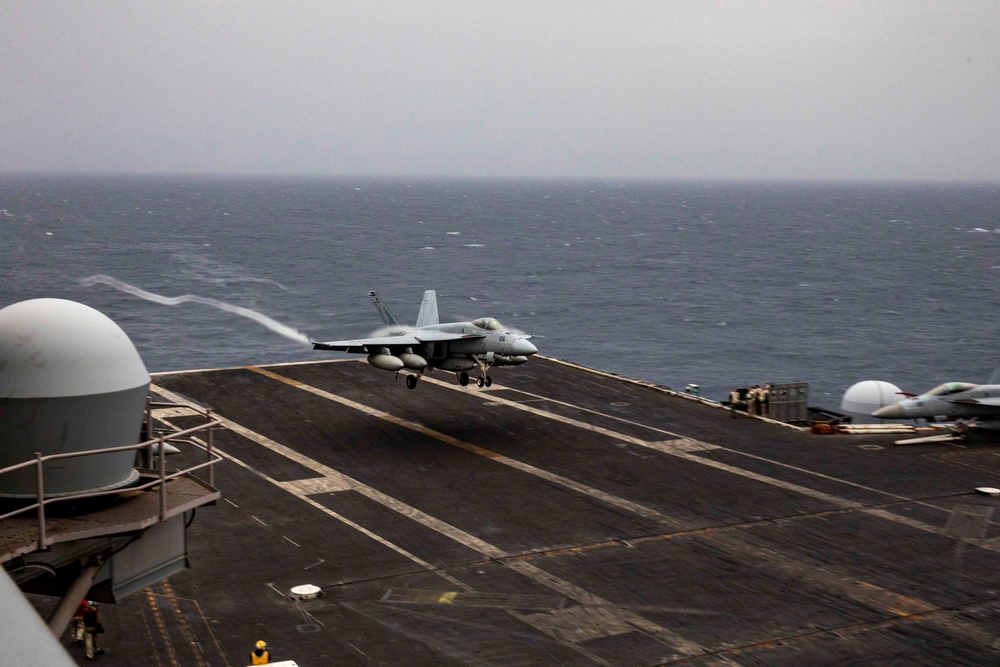 U.S. Daily Operations Aboard USS George H.W. Bush (CVN 77)