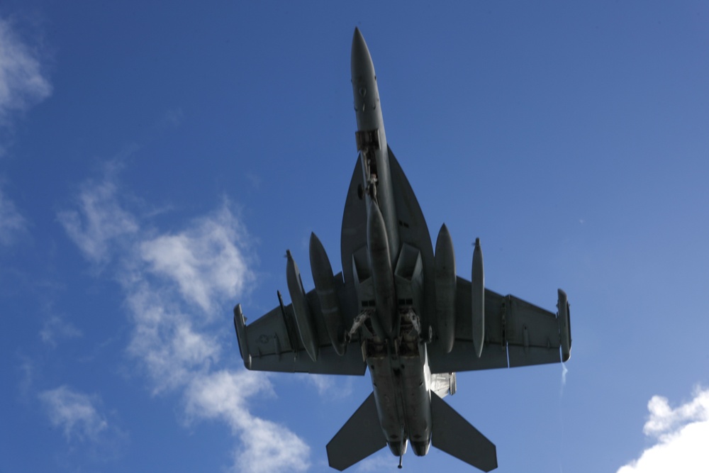 USS Abraham Lincoln (CVN 72) conducts flight operations