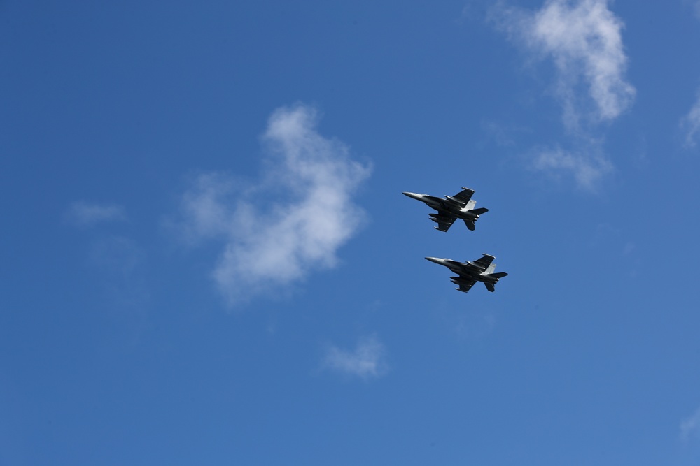 USS Abraham Lincoln (CVN 72) conducts flight operations