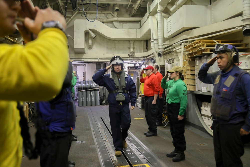 Rear Adm. Kevin Lenox visits USS Gridley