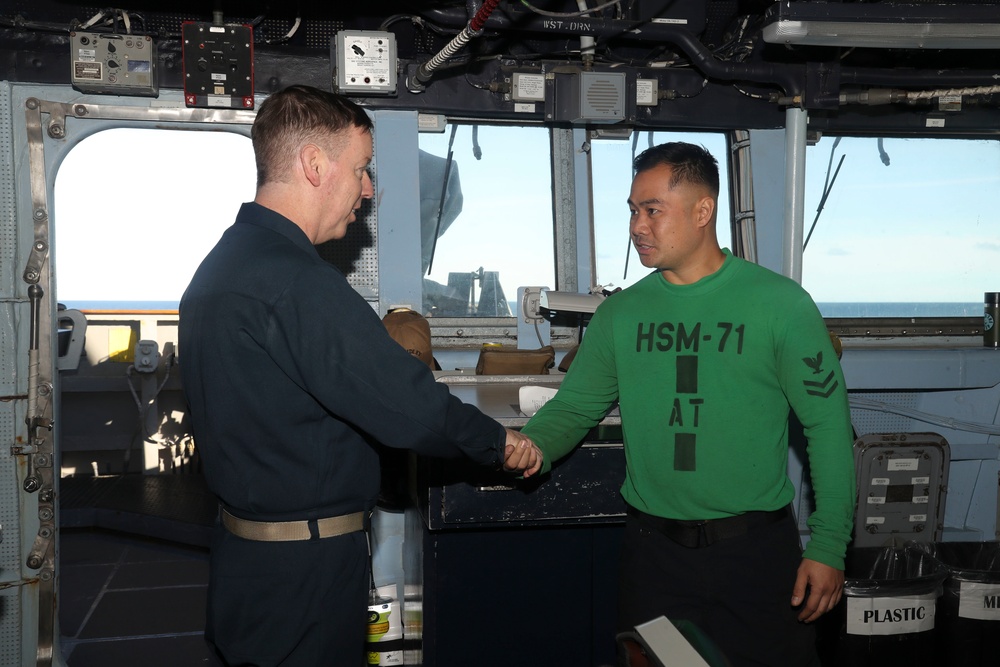 Rear Adm. Kevin Lenox visits USS Gridley