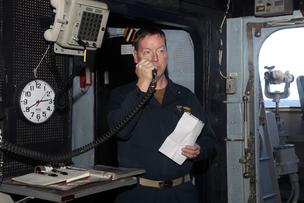 Rear Adm. Kevin Lenox visits USS Gridley