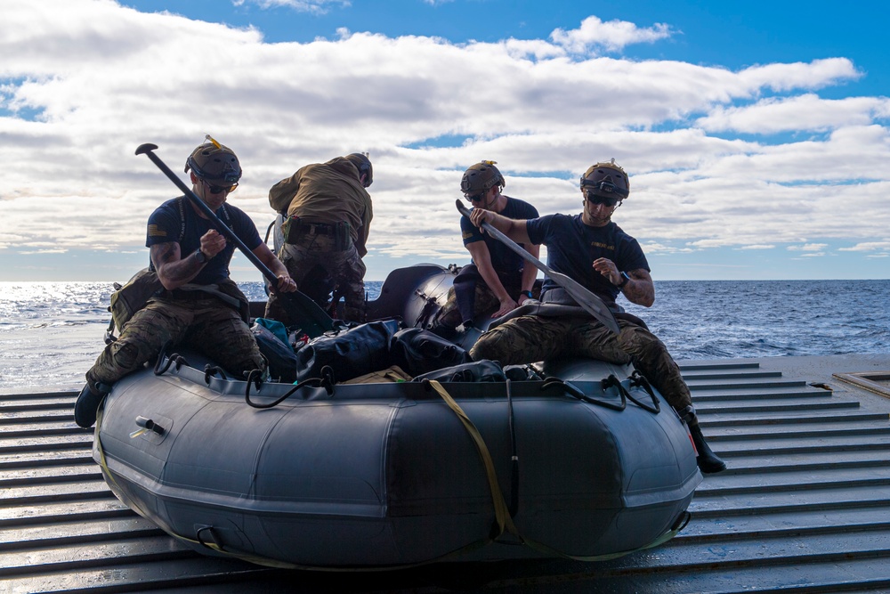 EODESU1 Deploys CRCC off USS Portland Well Deck