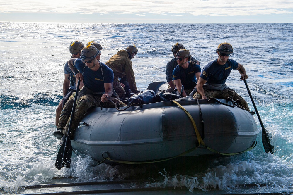 EODESU1 Deploys CRCC off USS Portland Well Deck