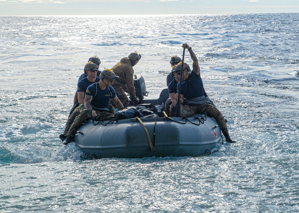 EODESU1 Deploys CRCC off USS Portland Well Deck