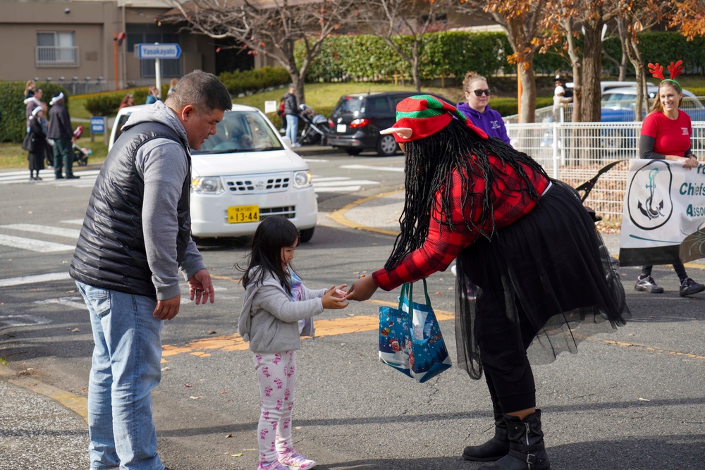 CFAY MWR Hosts Ikego Holiday Parade