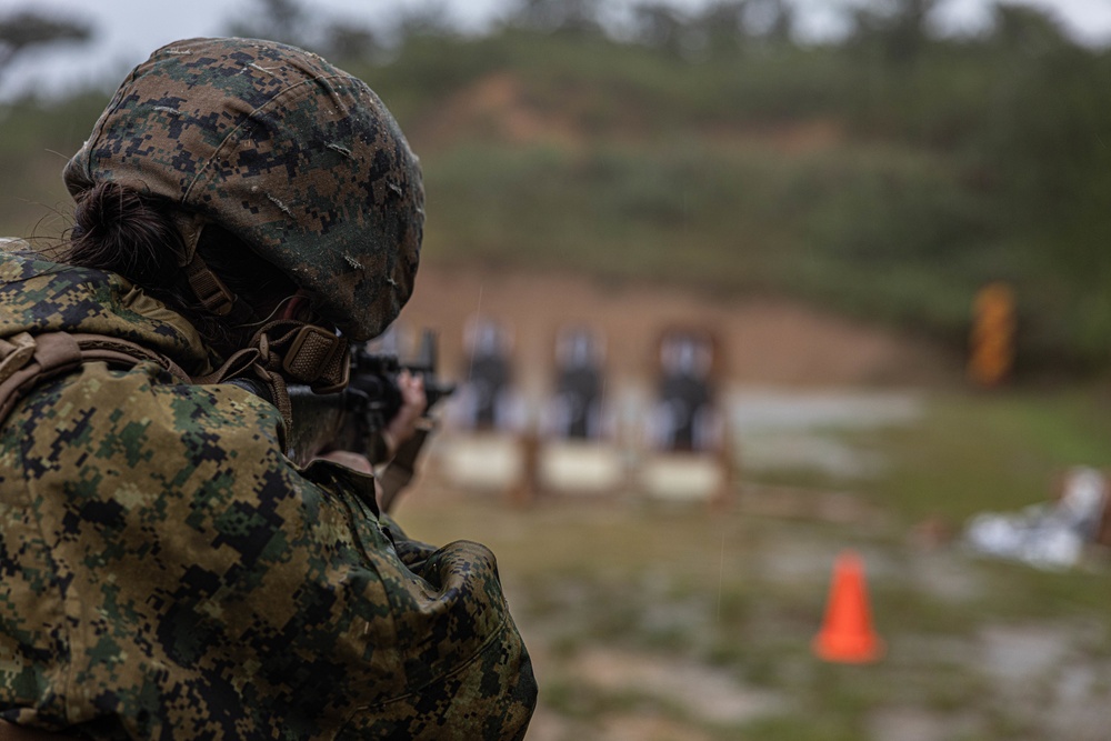 Combat Logistics Regiment 3 Marines conduct Rifle Range Training during exercise Winter Workhorse