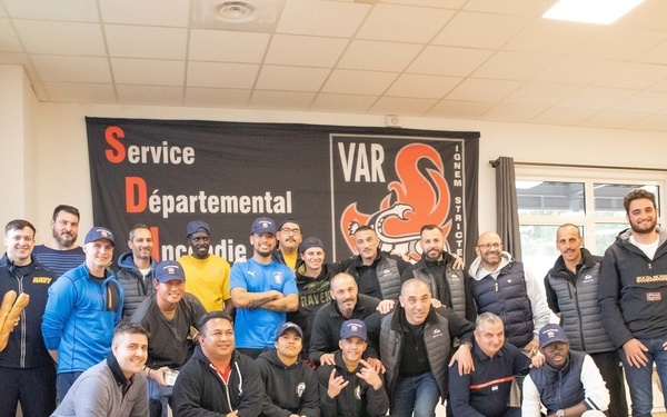 USS Truxtun (DDG 103) Completes Community Relations Event