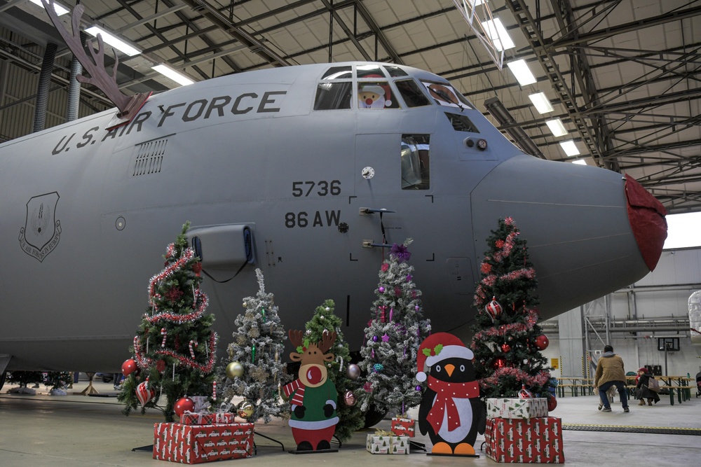 Ramstein hosts annual Rudolph the Red Nosed Herc