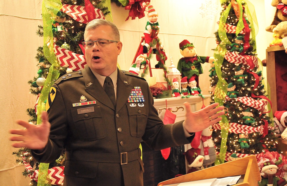 Holiday Helper event unites community in support of military families