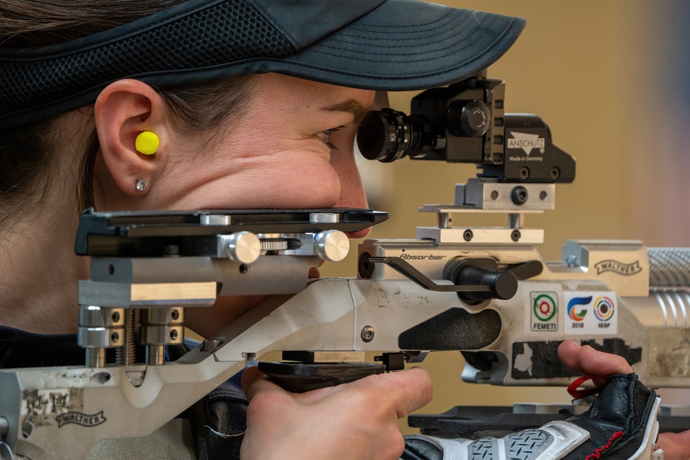 1st Lt. Sarah Beard Competes at 2022 Winter Airgun Championships