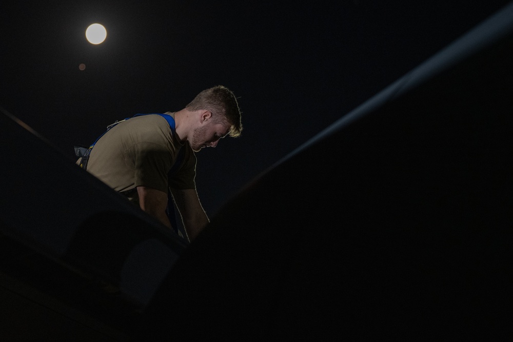 Full moon, full throttle