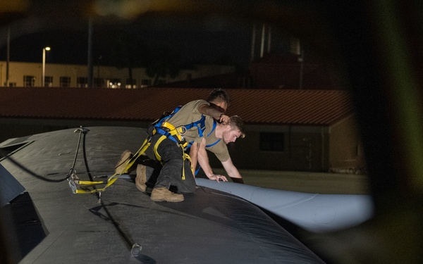 Full moon, full throttle