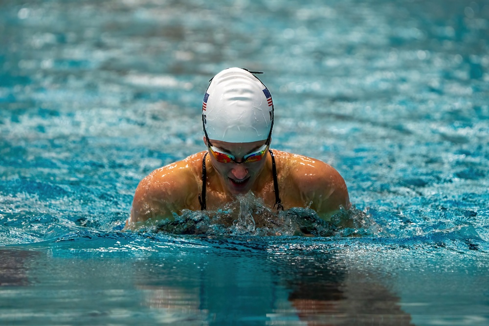 Sgt. 1st Class Elizabeth Marks Prepares for Para Swimming Nationals