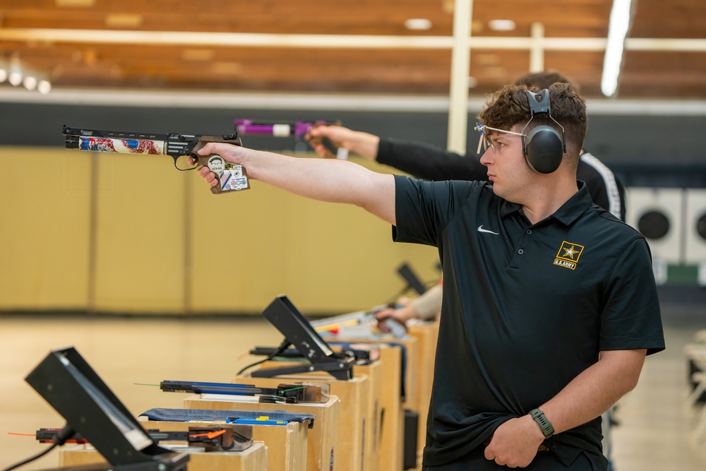 Cpl. Charles Platt competes at 2022 Winter Airgun Championships