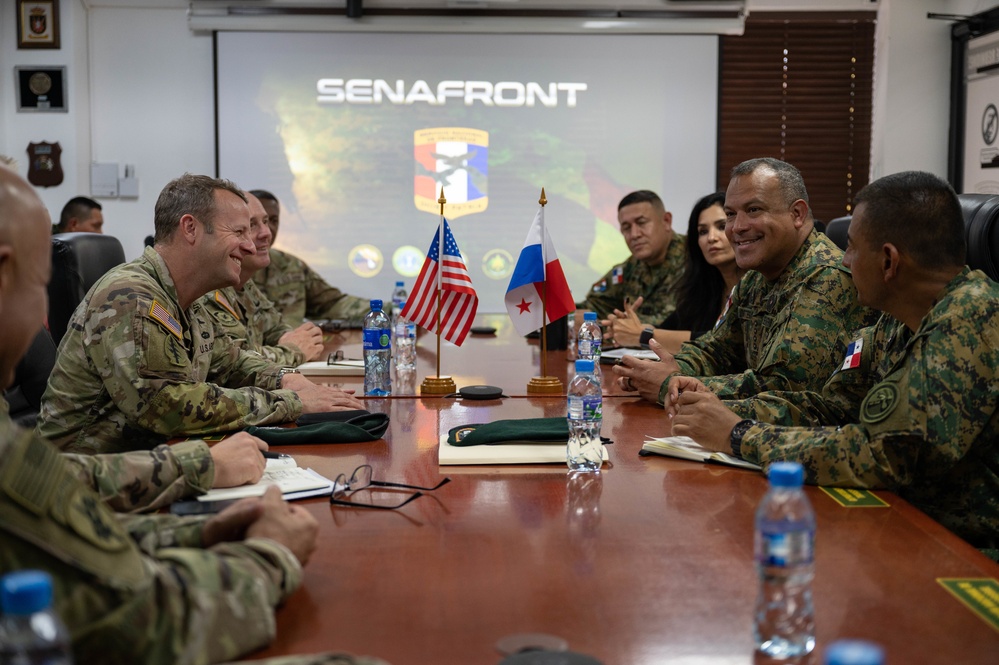 SENAFRONT meets with JTFB Leadership