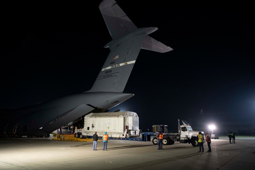 Aircrew delivers U.S.-French satellite for NASA