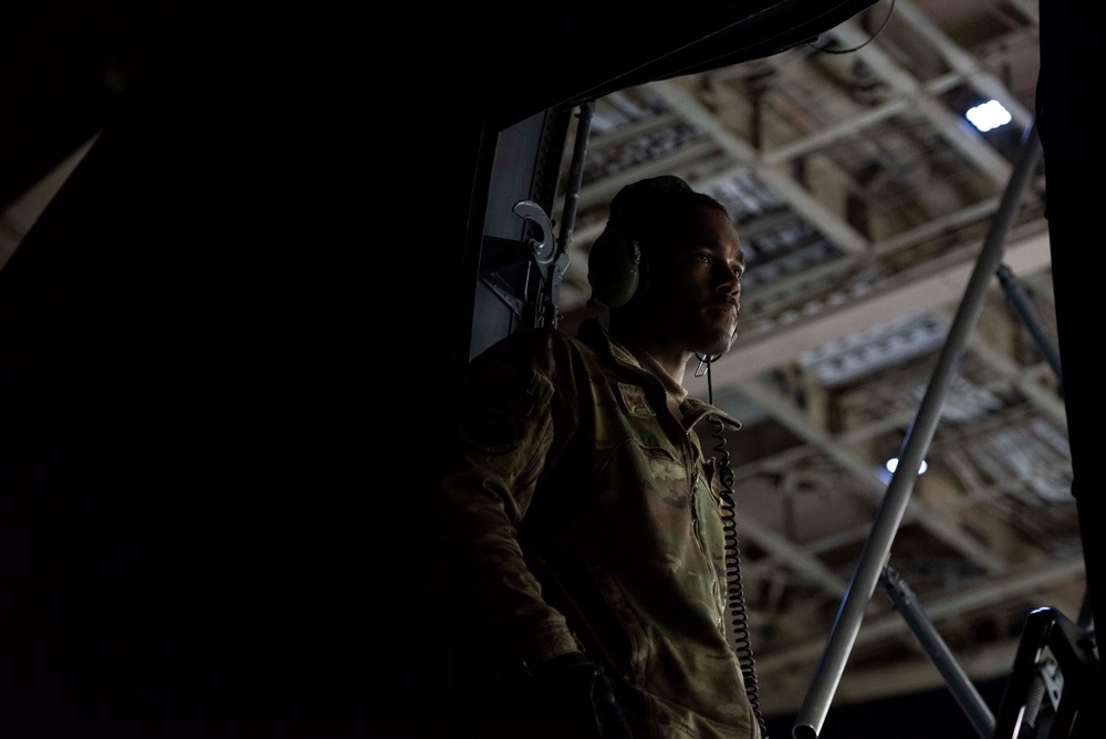 Aircrew delivers U.S.-French satellite for NASA