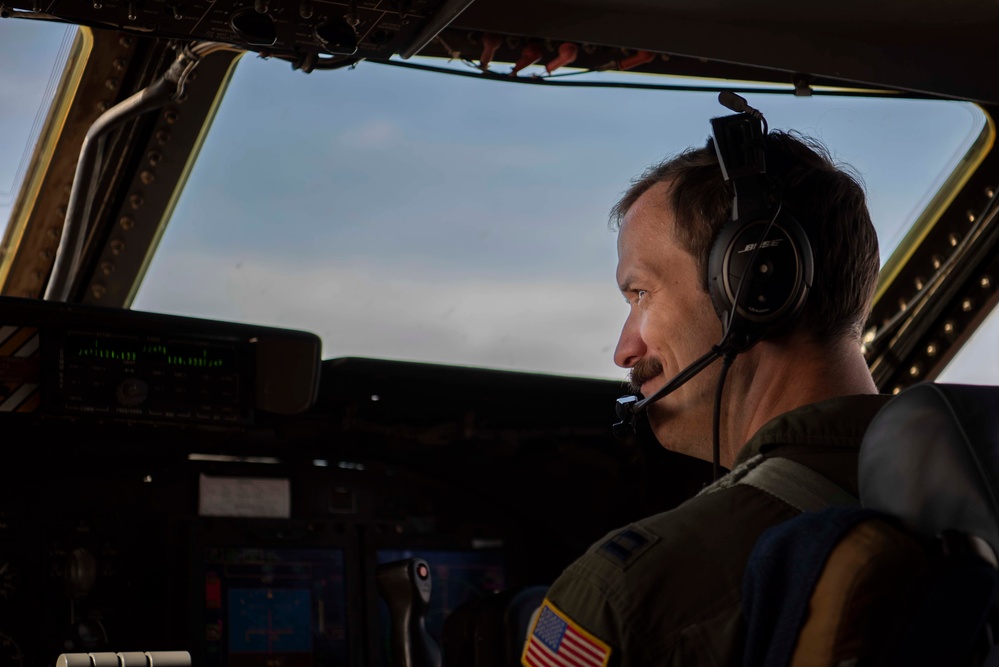 Aircrew delivers U.S.-French satellite for NASA