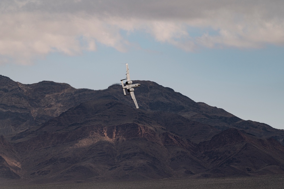 422 TES A-10S On the NTTR