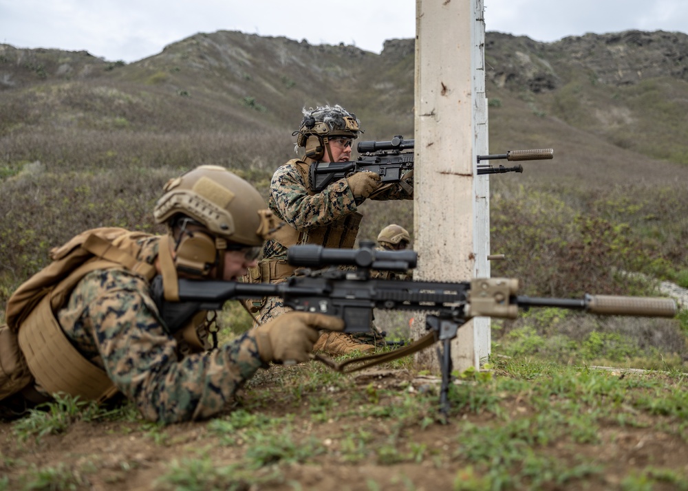 3d LCT conducts dry-fire training at MCBH