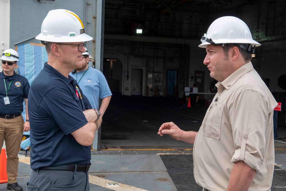 Rear Adm. Mike Wettlaufer visits Singapore