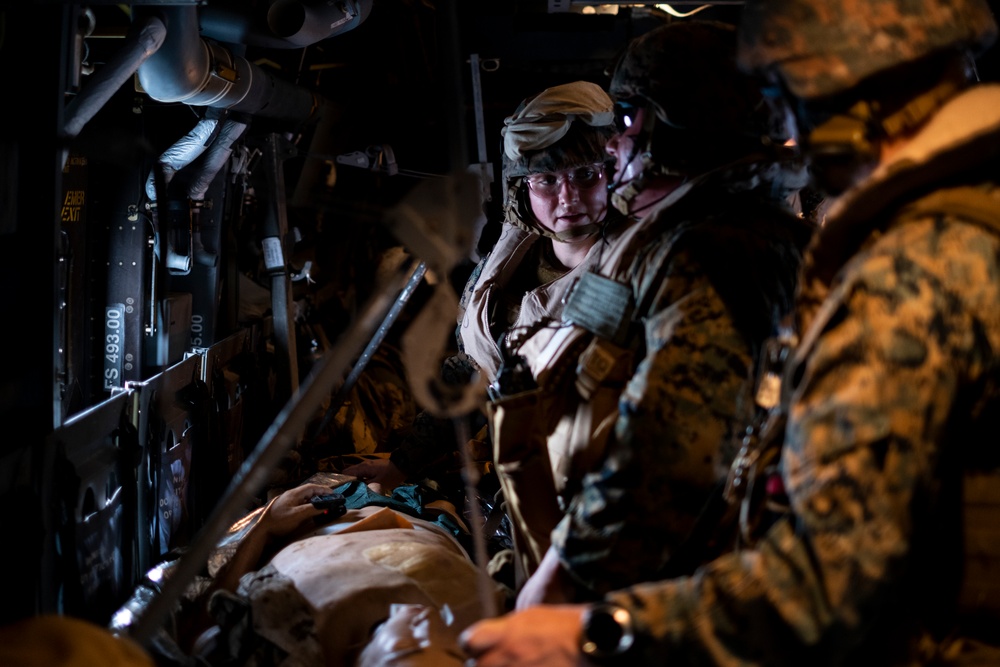 DVIDS - Images - Corpsmen Practice En Route Casualty Care [Image 11 of 15]