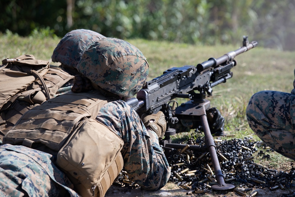 Combat Logistics Regiment 37 Marines Conduct M240B Medium Machine Gun Range