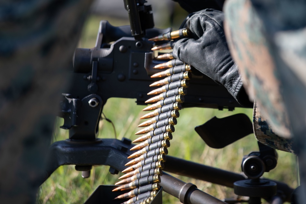 Combat Logistics Regiment 37 Marines Conduct M240B Medium Machine Gun Range