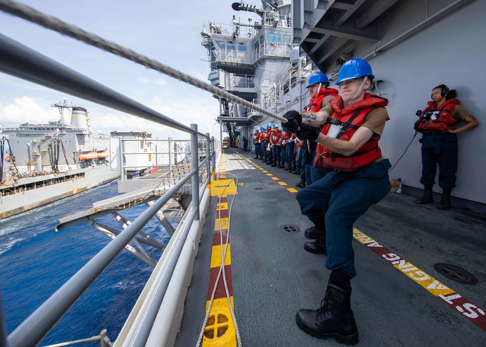 Makin Island Refueling at Sea