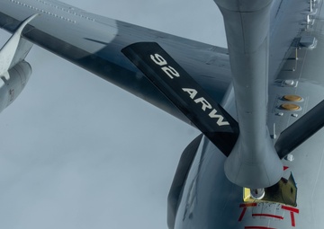 92nd ARW refuels AWACS