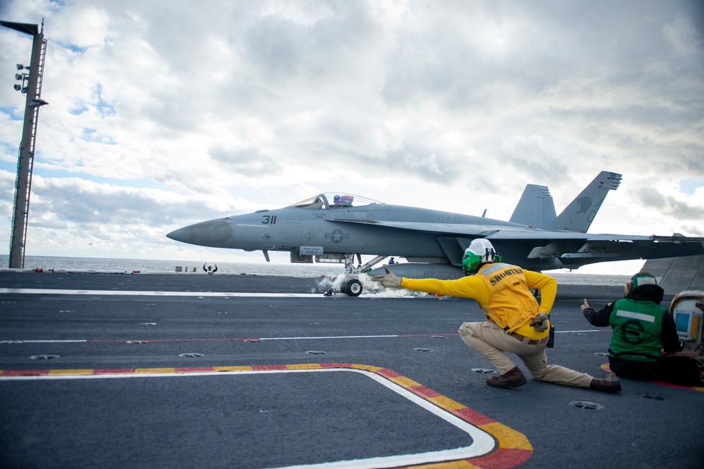 Ike is Underway Conducting Flight Deck Qualifications