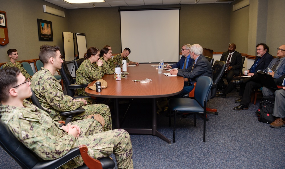 ACE Team Reviews Six Information Warfare Courses and Two Ratings