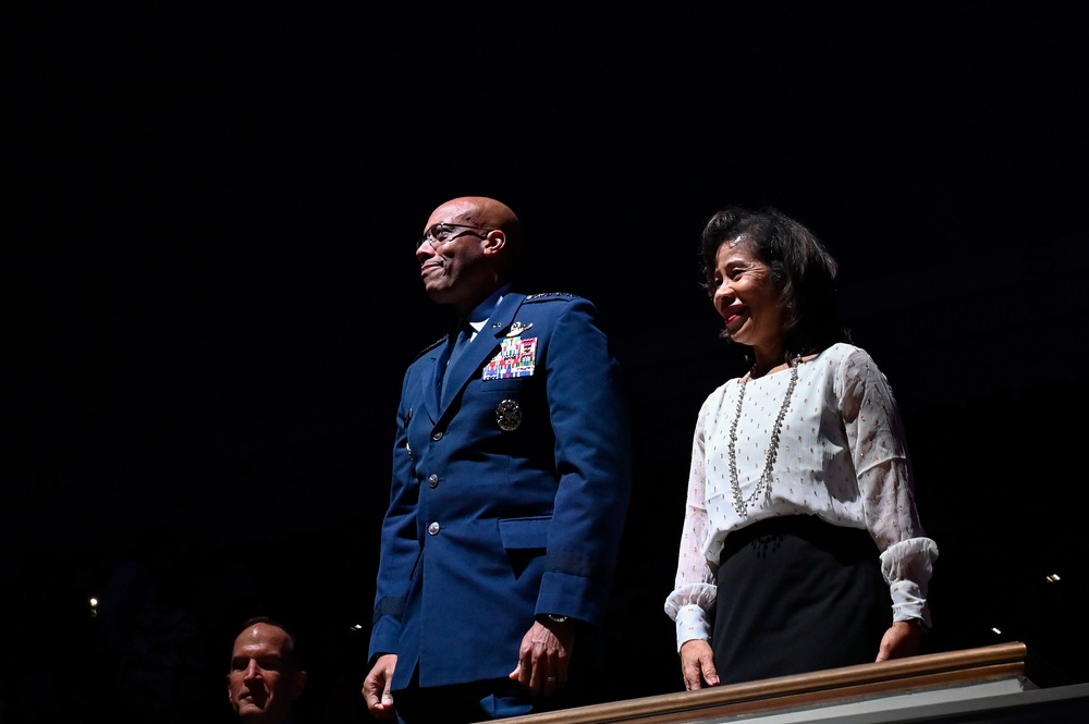 CSAF Brown attends holiday concert