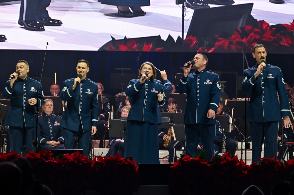 CSAF Brown attends holiday concert