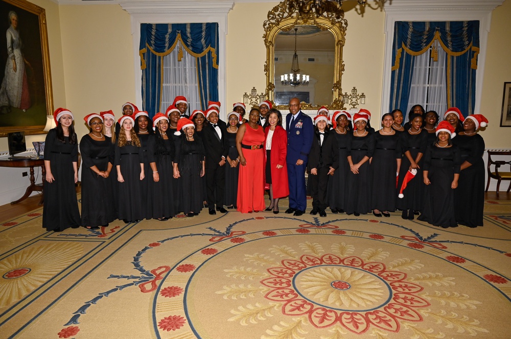 CSAF Brown attends holiday concert