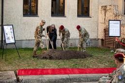 Groundbreaking For Fort Bragg Innovation Outpost Begins