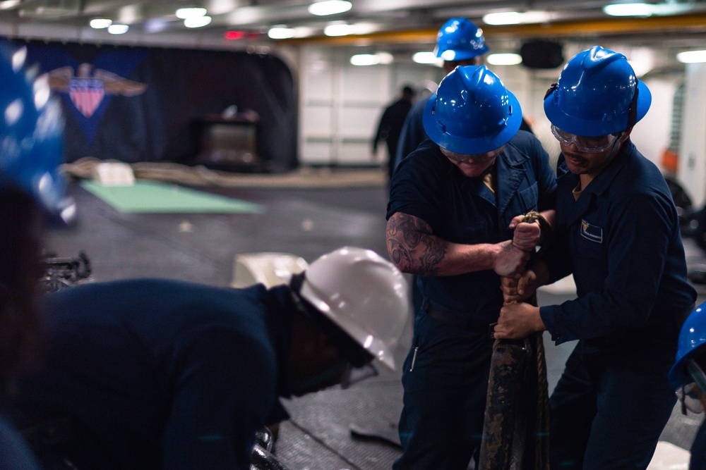 USS Carl Vinson (CVN 70) Sailors Conduct Deck Evolution