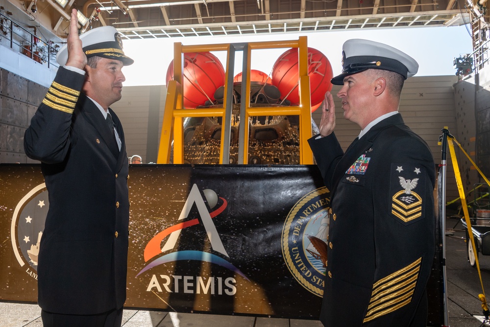 USS Portland (LPD 27) Celebrates Successful Artemis I Recovery