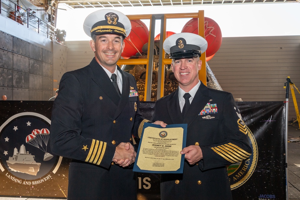 USS Portland (LPD 27) Celebrates Successful Artemis I Recovery