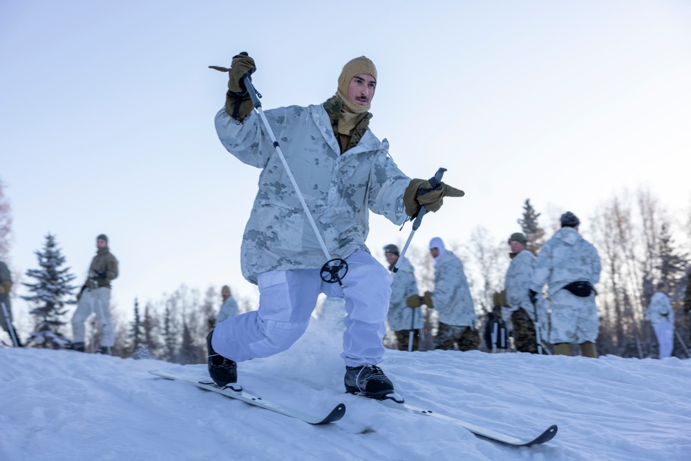 2d Reconnaissance Battalion Participates in Cold Weather Training