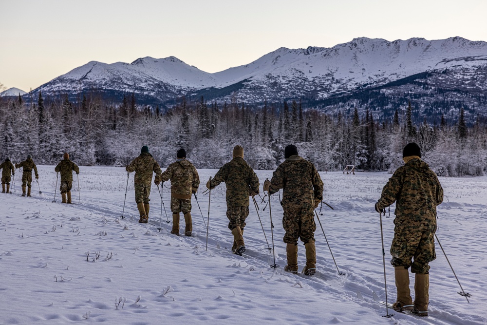 2d Reconnaissance Battalion Participates in Cold Weather Training