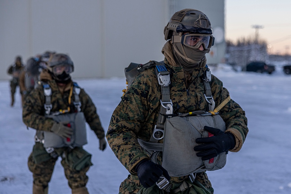 2d Reconnaissance Battalion Participates in Cold Weather Training