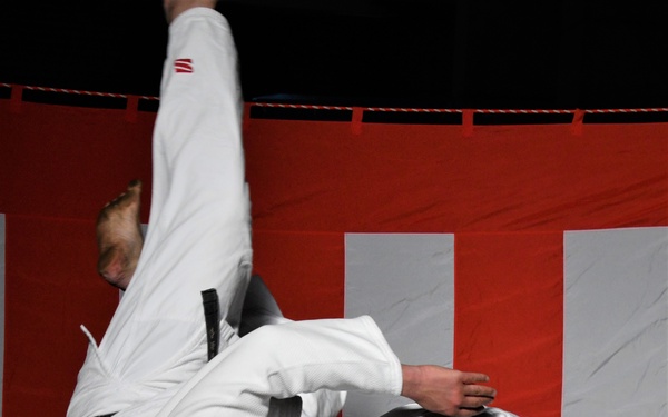 NAVSUP FLC Yokosuka Sailors experience Japan’s year-end tradition